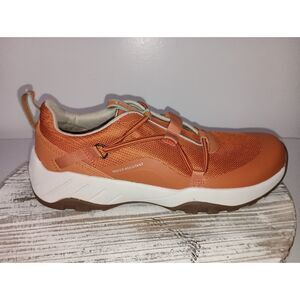 ROCKPORT:  Spruce Water-resistant Tan Hiking Shoes, Woman Size 8 (NWT)